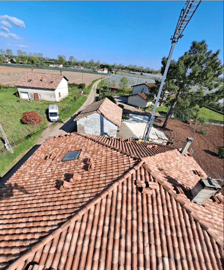 Toiture en tuiles rénovée par Mel toit à Moissac